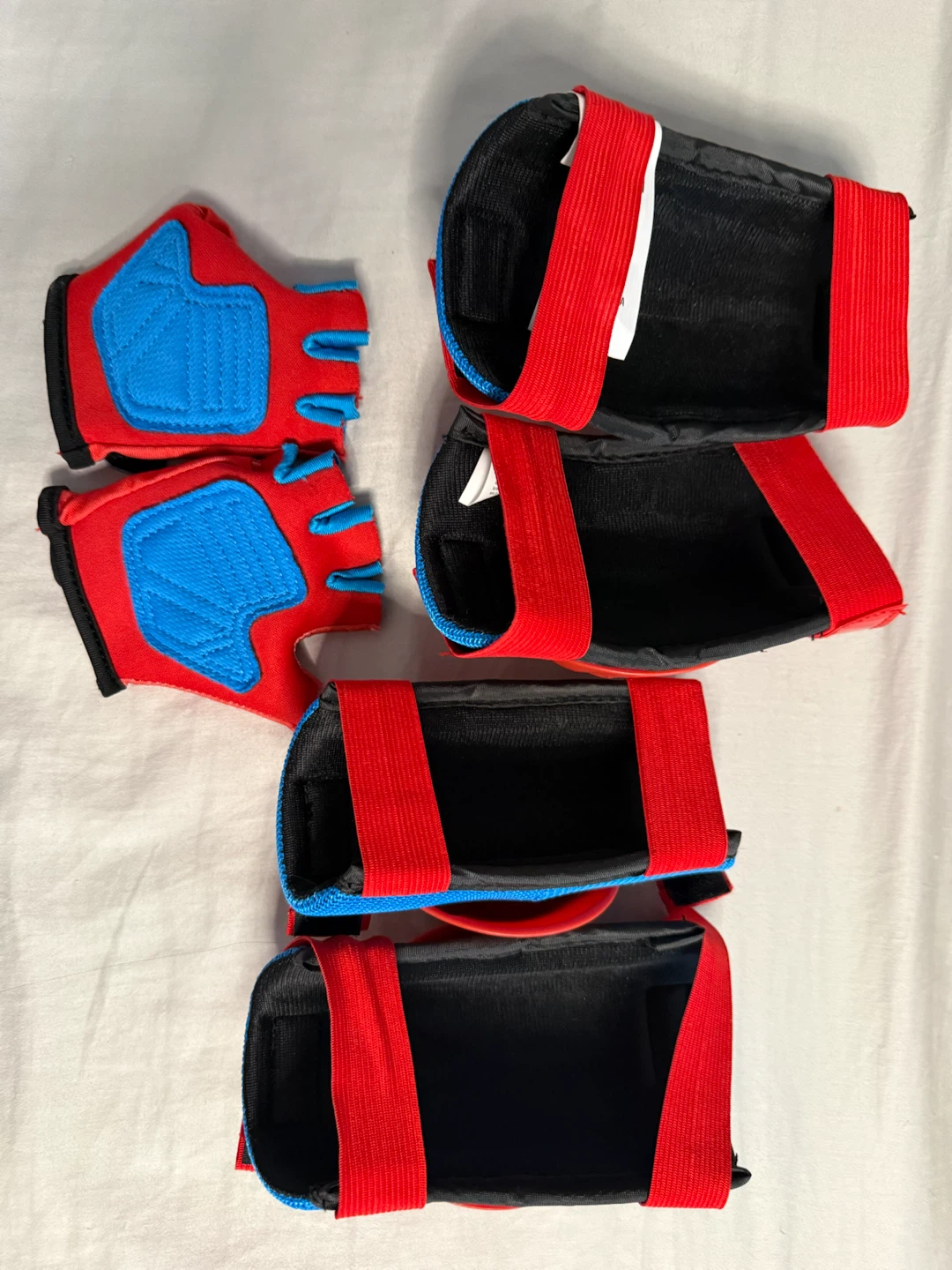 New kids safety gear set (4-6 years old) - photo 2