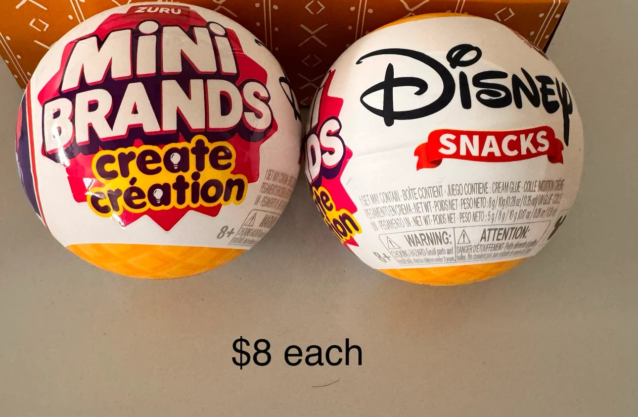 Mini brands Disney.