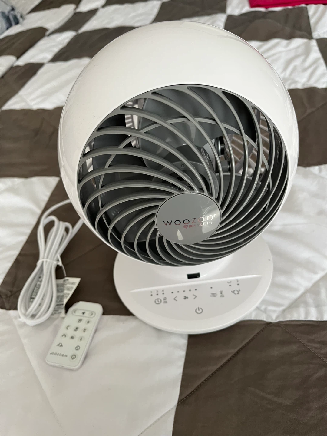 Woozoo Iris USA Oscillating Fan