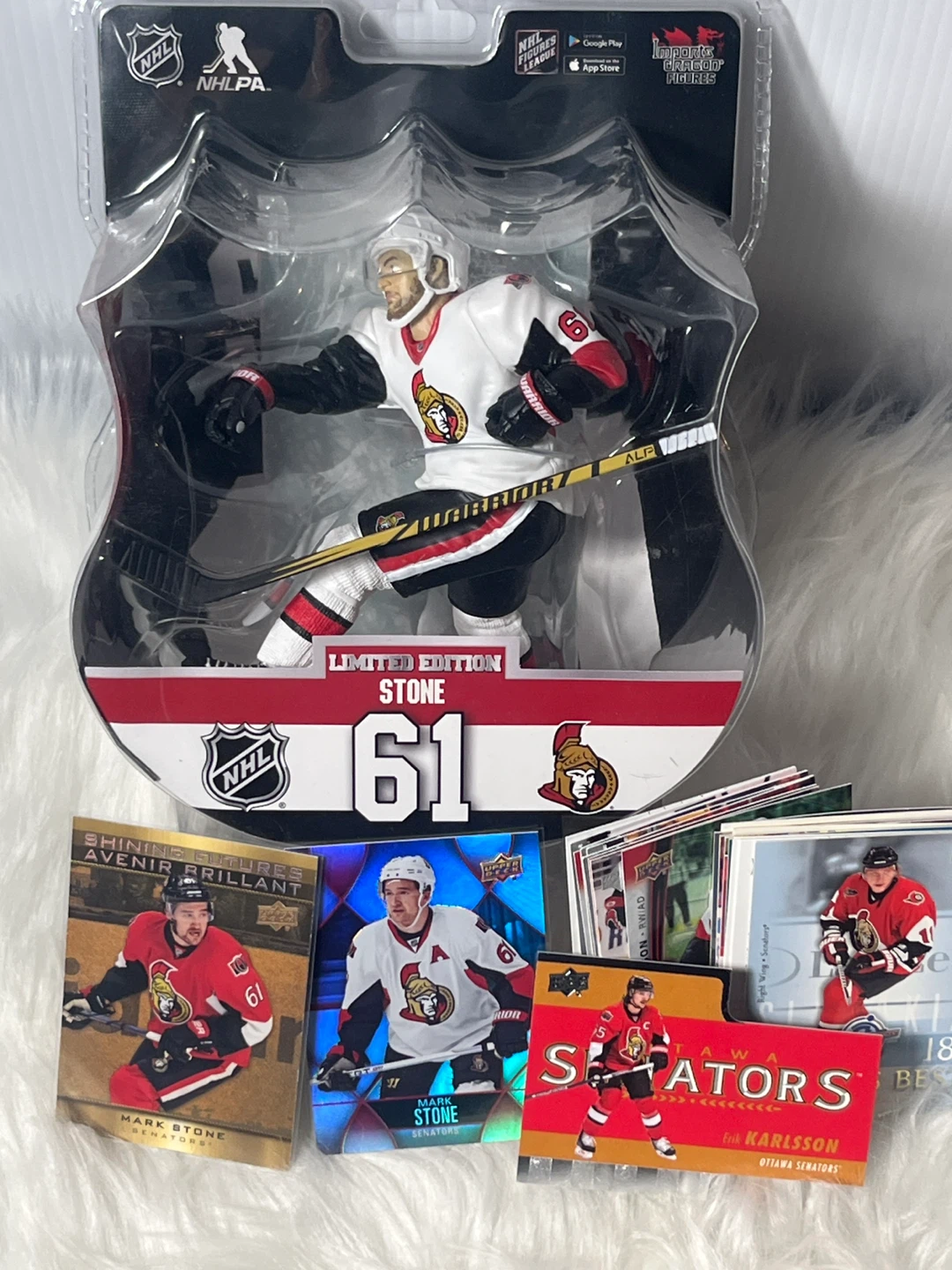 Mark Stone Ottawa Senators 6" Limited Figure + FREE Cards - photo 3