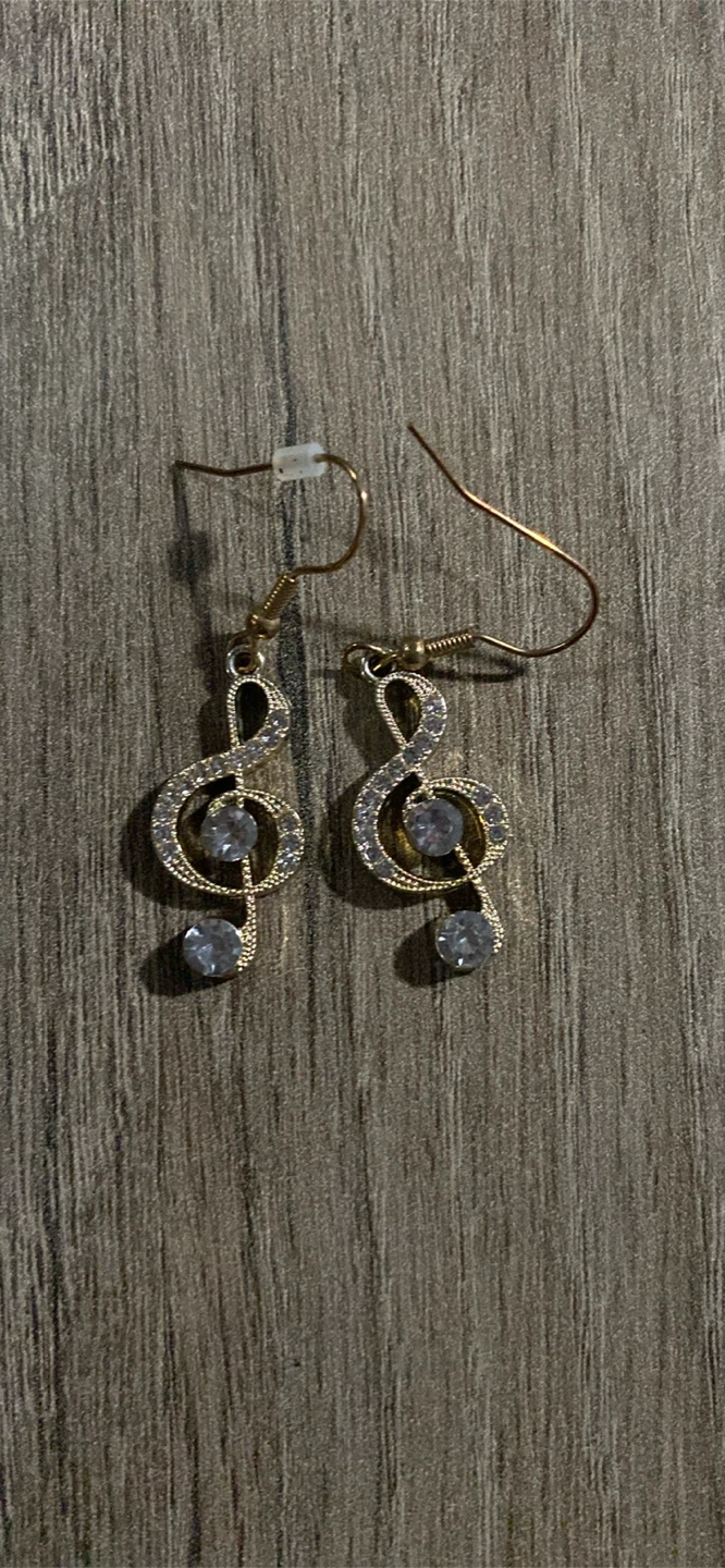 Musical note earrings