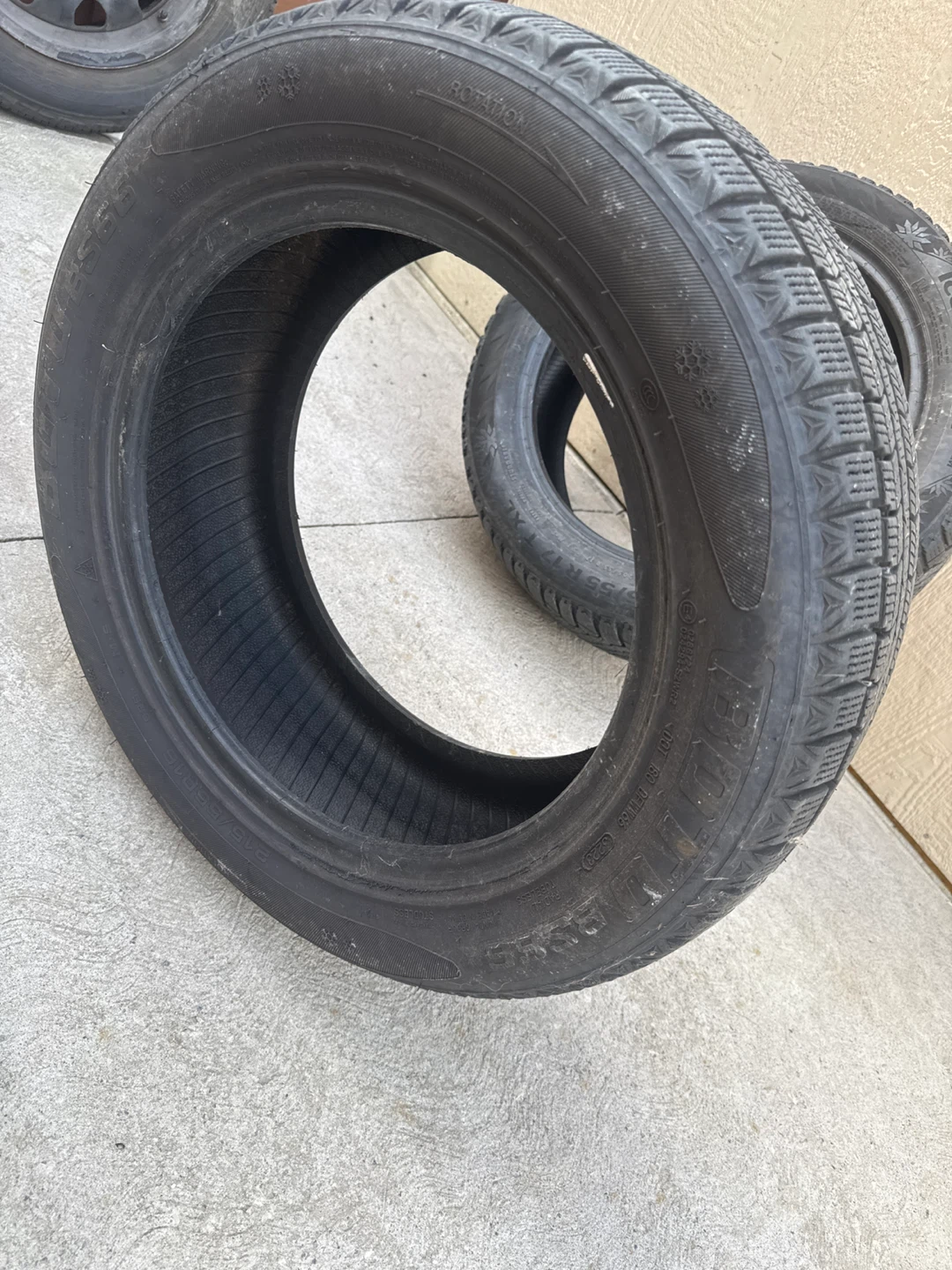Boot bs66 215/55R17 Winter Tires