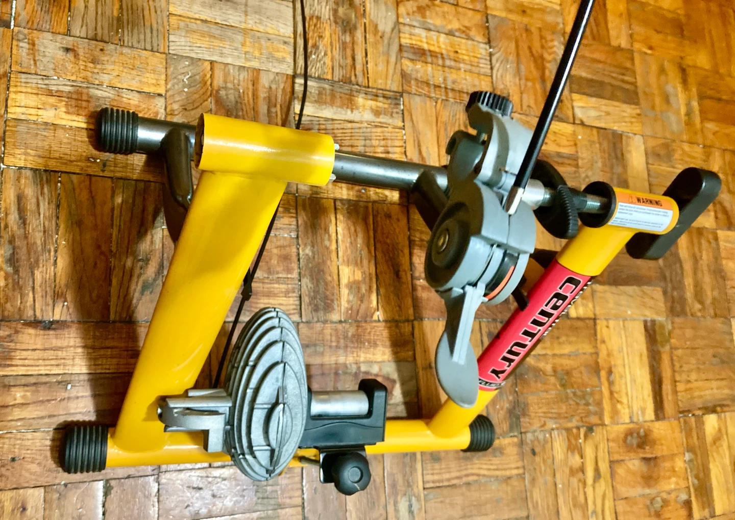 Travel Trac Century Fluid+ Foldable Bicycle Trainer - photo 4