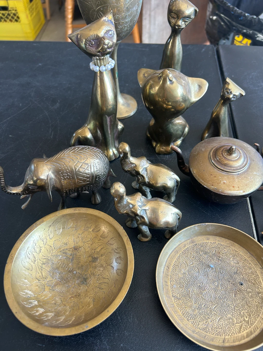 Vintage Brass Decor and Figurine Lot - photo 3