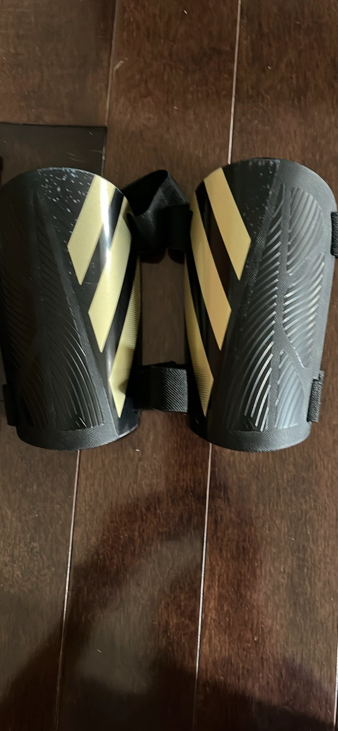 Adidas Tiro Soccer Shin Guards with Carrying Case - photo 3