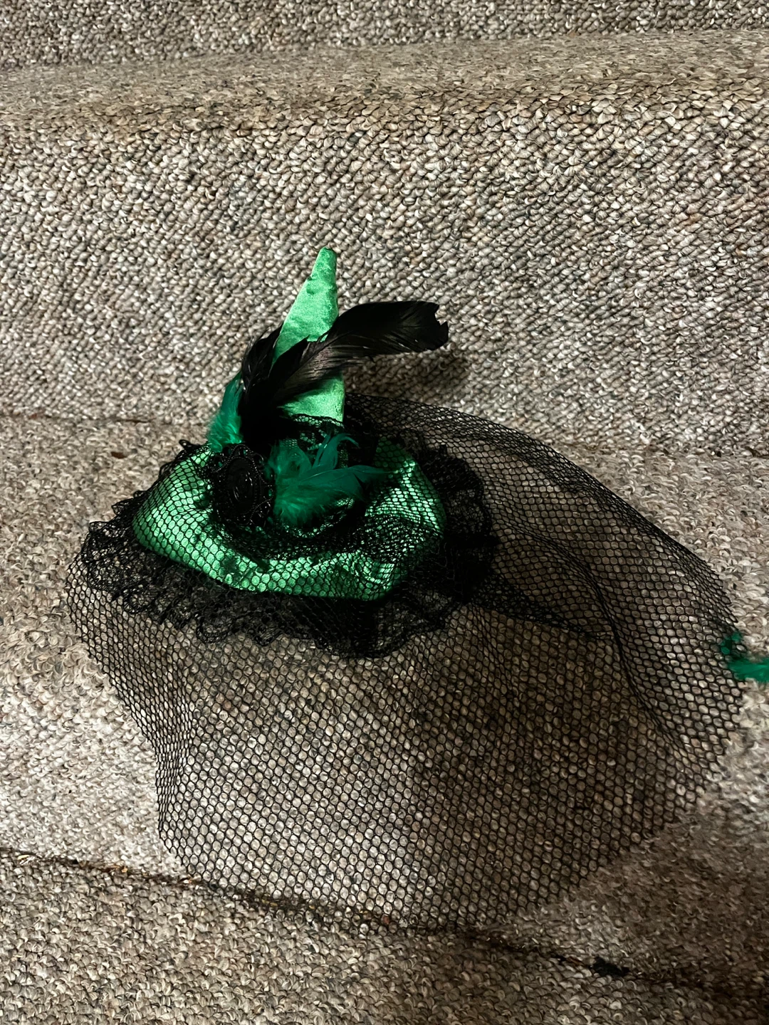 Dollarama Green Witch Hat Hair Clip
