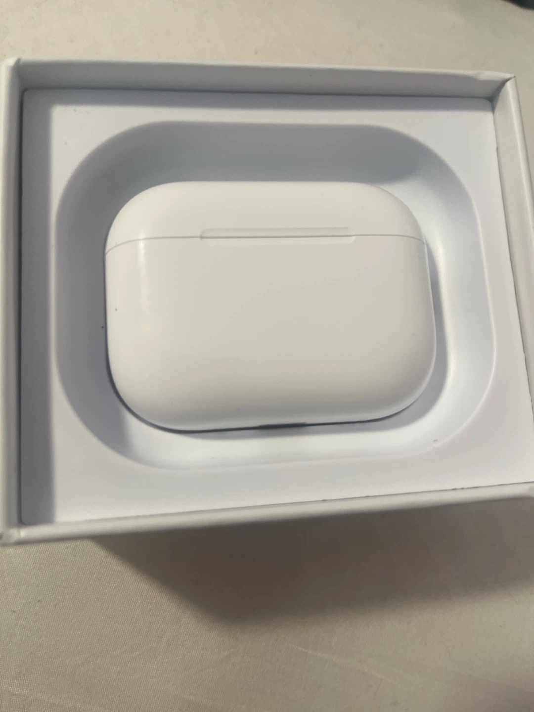 Apple AirPods Pro 3 - photo 2