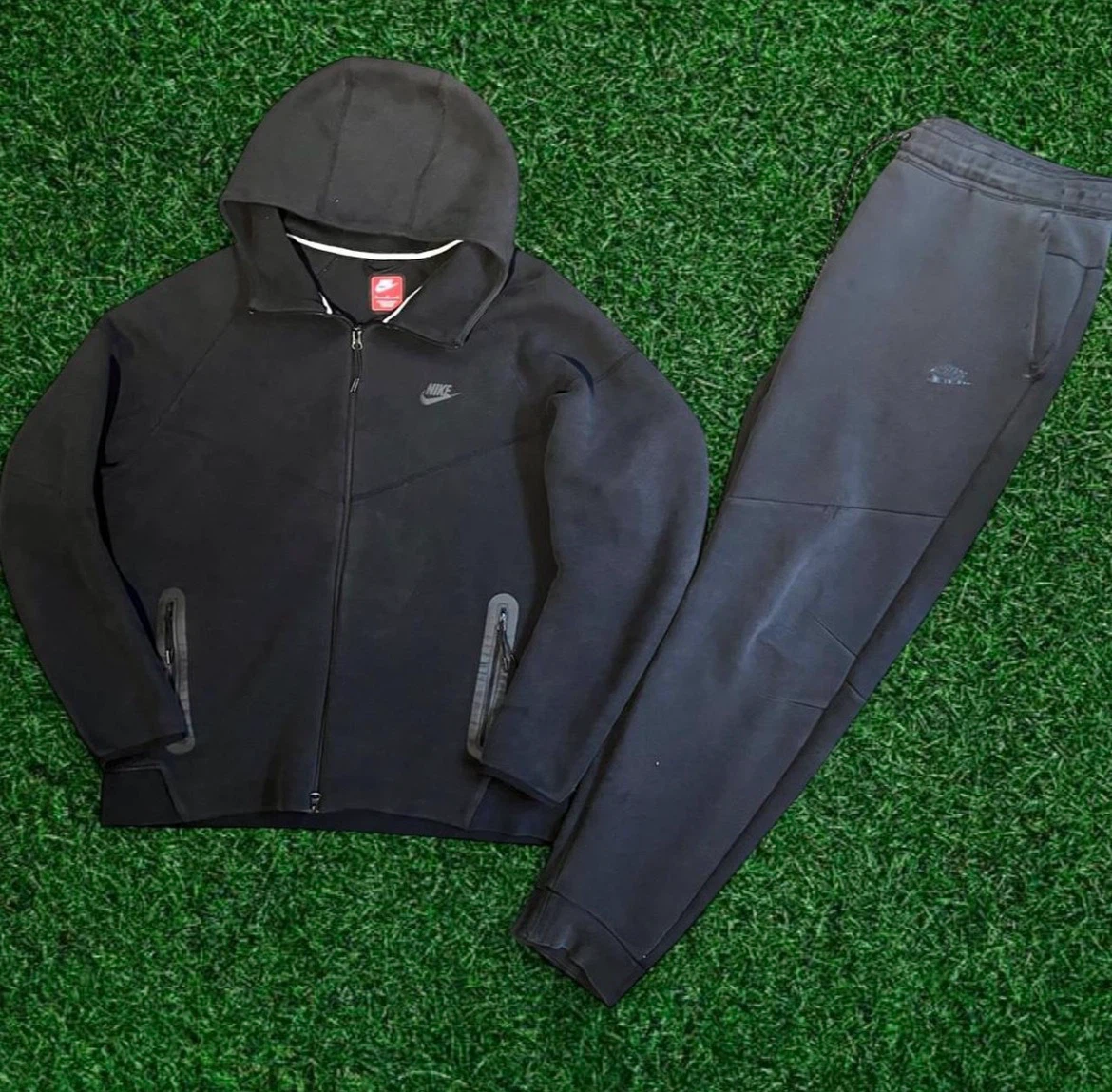 Nike Tech Fleece Black Tracksuit Set