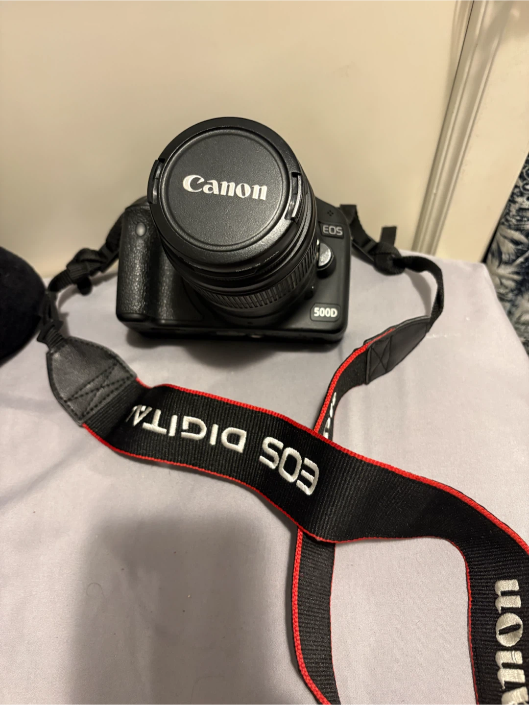 Canon EOS 500D Digital SLR Camera