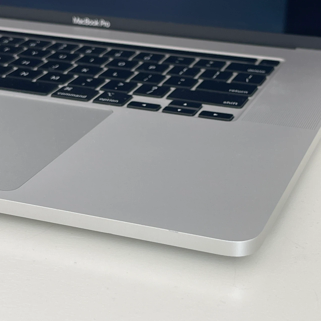 16-inch MacBook Pro Late 2019 – Intel i7 / 16GB RAM / 512GB SSD - photo 5