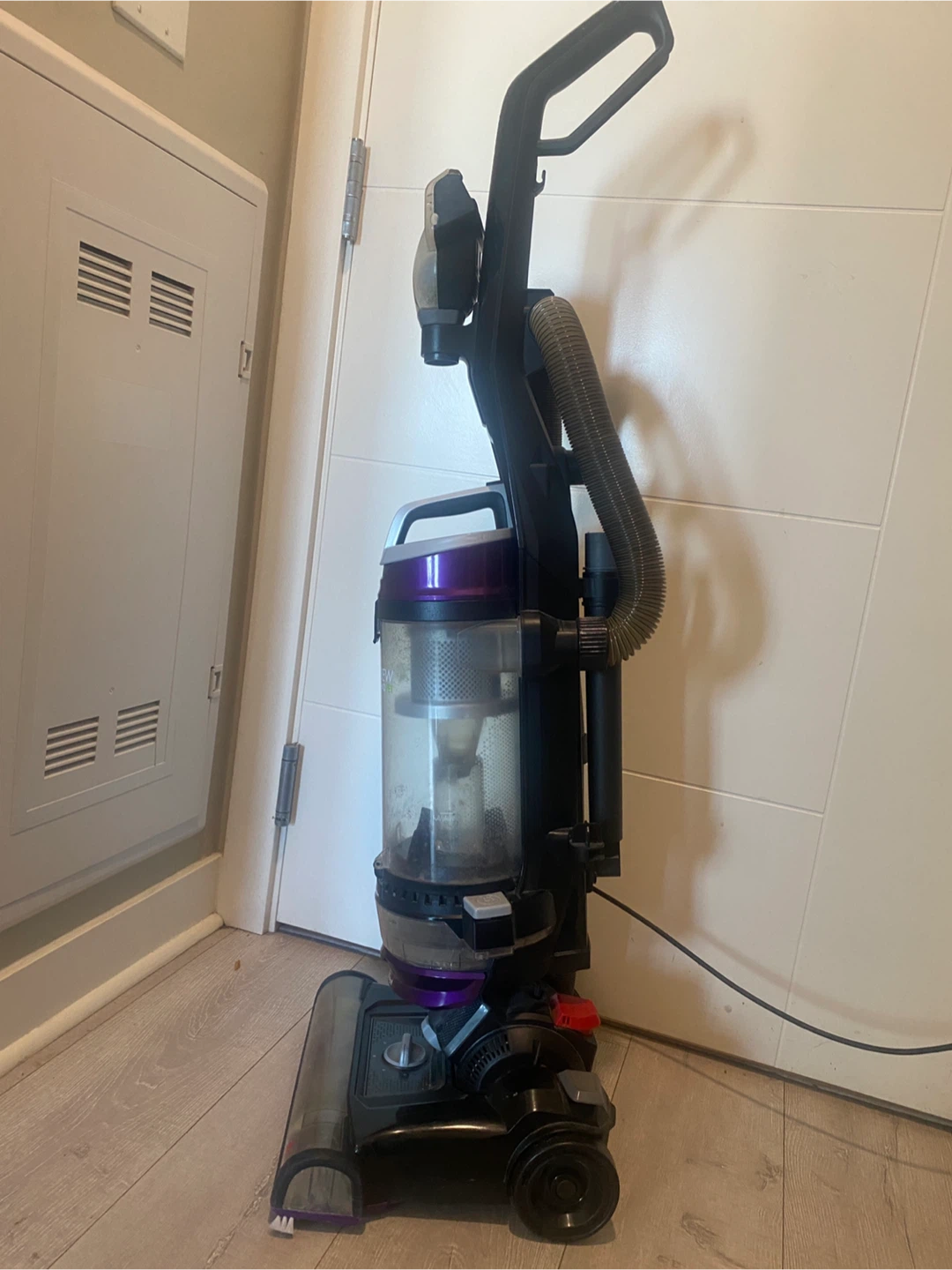 Bissell CleanView Swivel Rewind Pet Vacuum - photo 5
