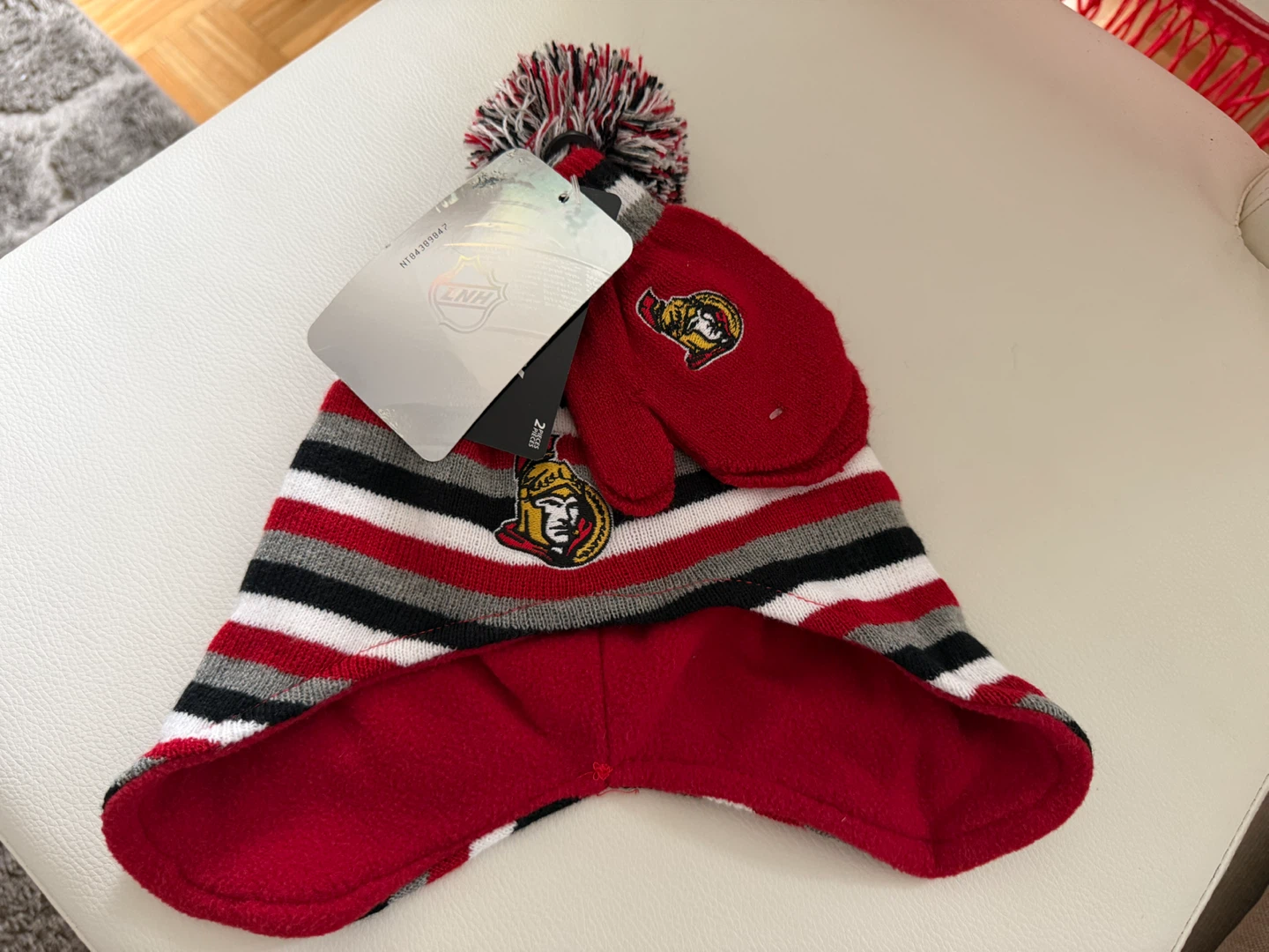 Ottawa Senators Kids Toque and Mitten Set