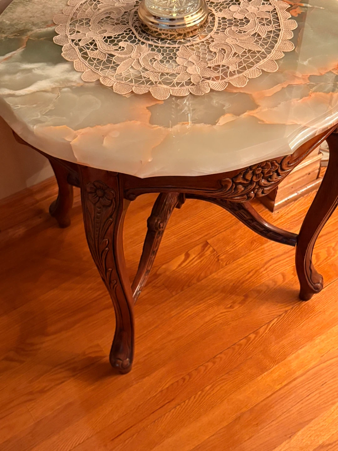 Vintage Victorian Style Living Room Set - photo 5