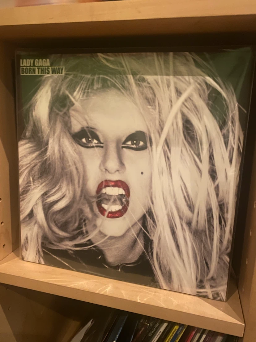 Lady Gaga Born This Way Vinyl 🏈