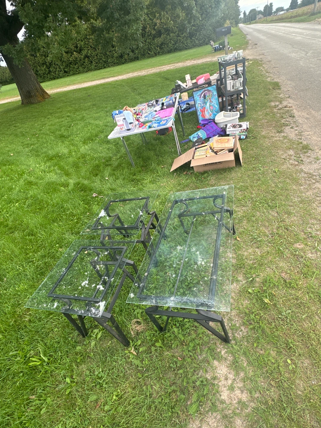 FREE! EVERYTHING MUST GO!