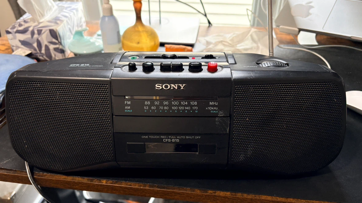Sony CFS-B15 Radio Cassette Recorder