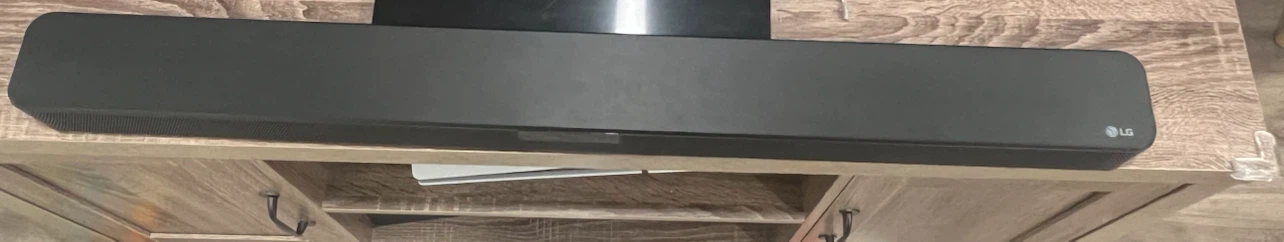 LG Sound Bar with Wireless Subwoofer - photo 2