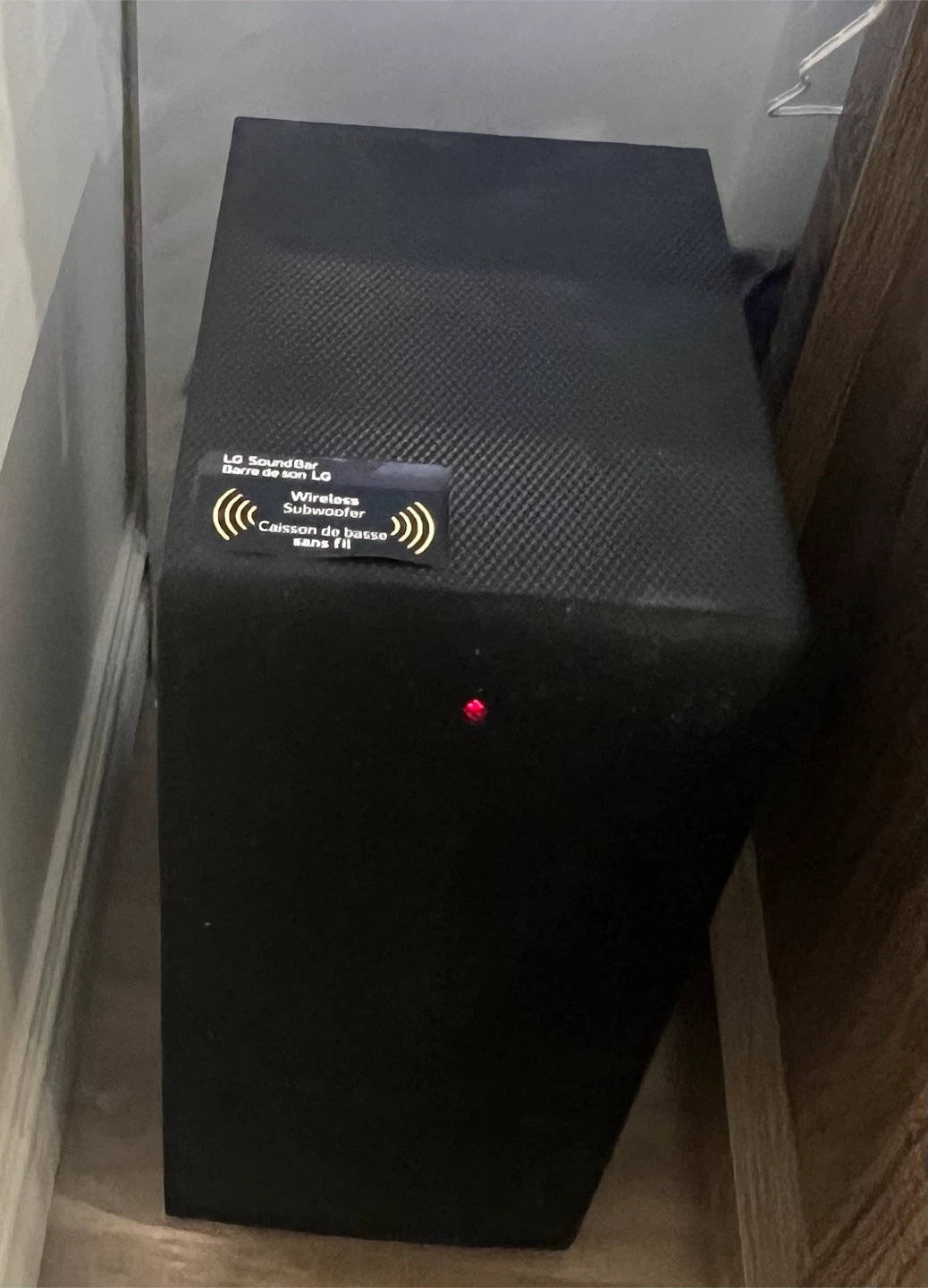 LG Sound Bar with Wireless Subwoofer - photo 3