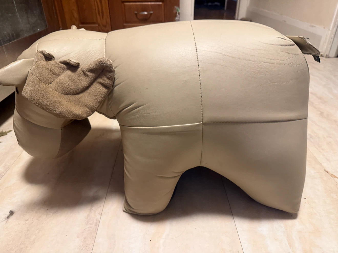 Reiner's Originals Leather Moose Ottoman - photo 3
