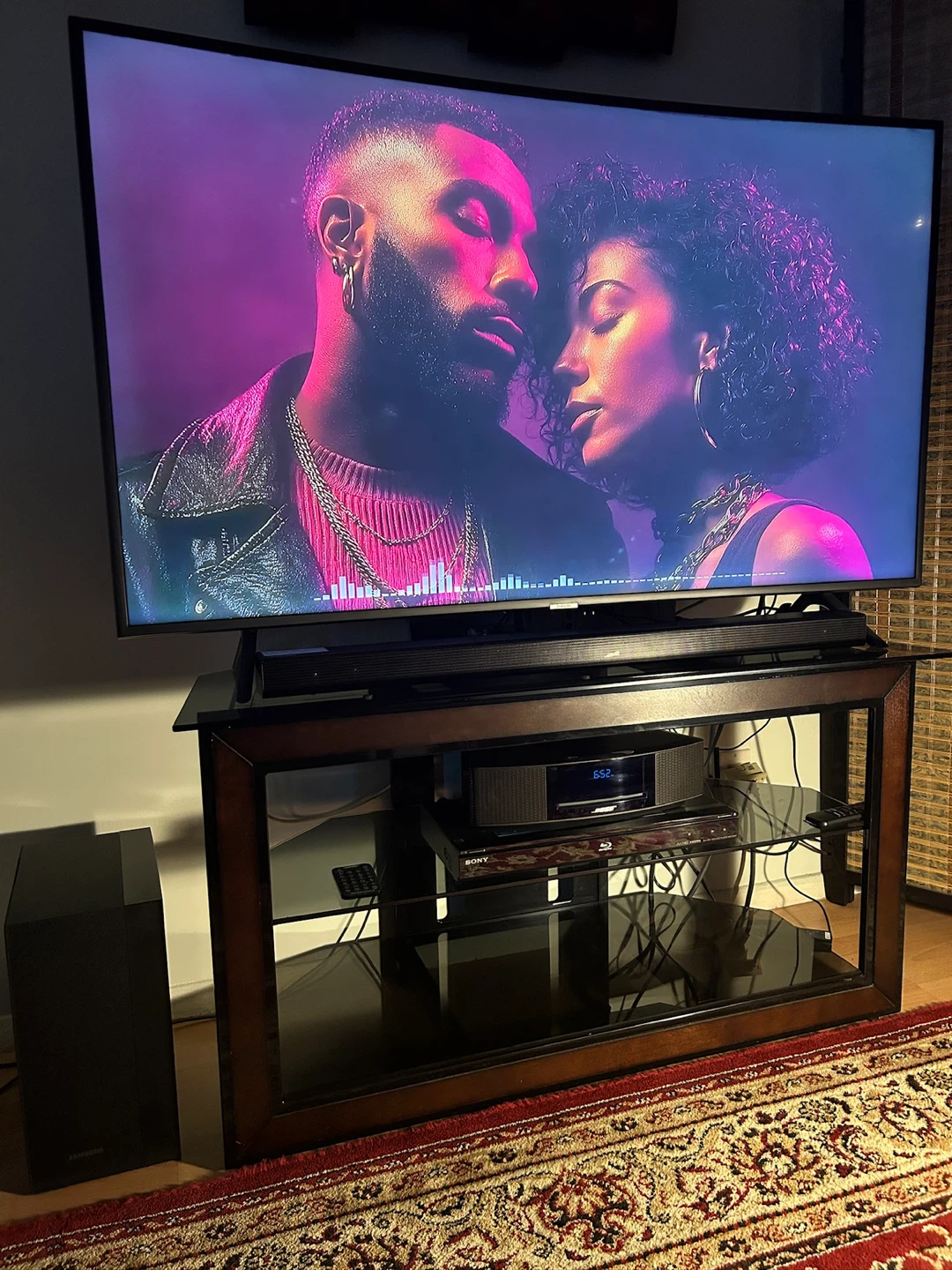 Samsun 55’ tv  entertainment combo