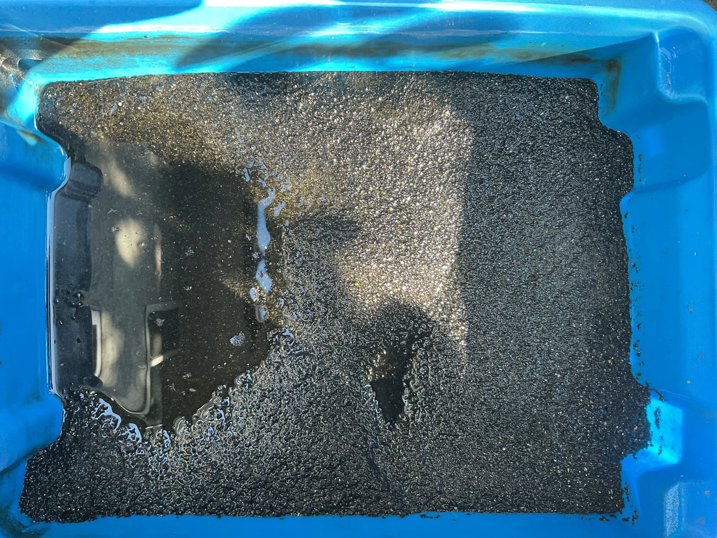 aquarium black fine sand