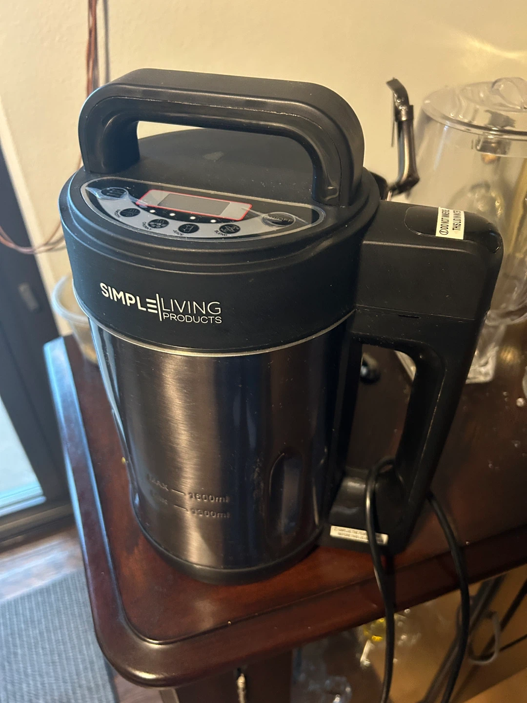 Simple living soup/milk maker