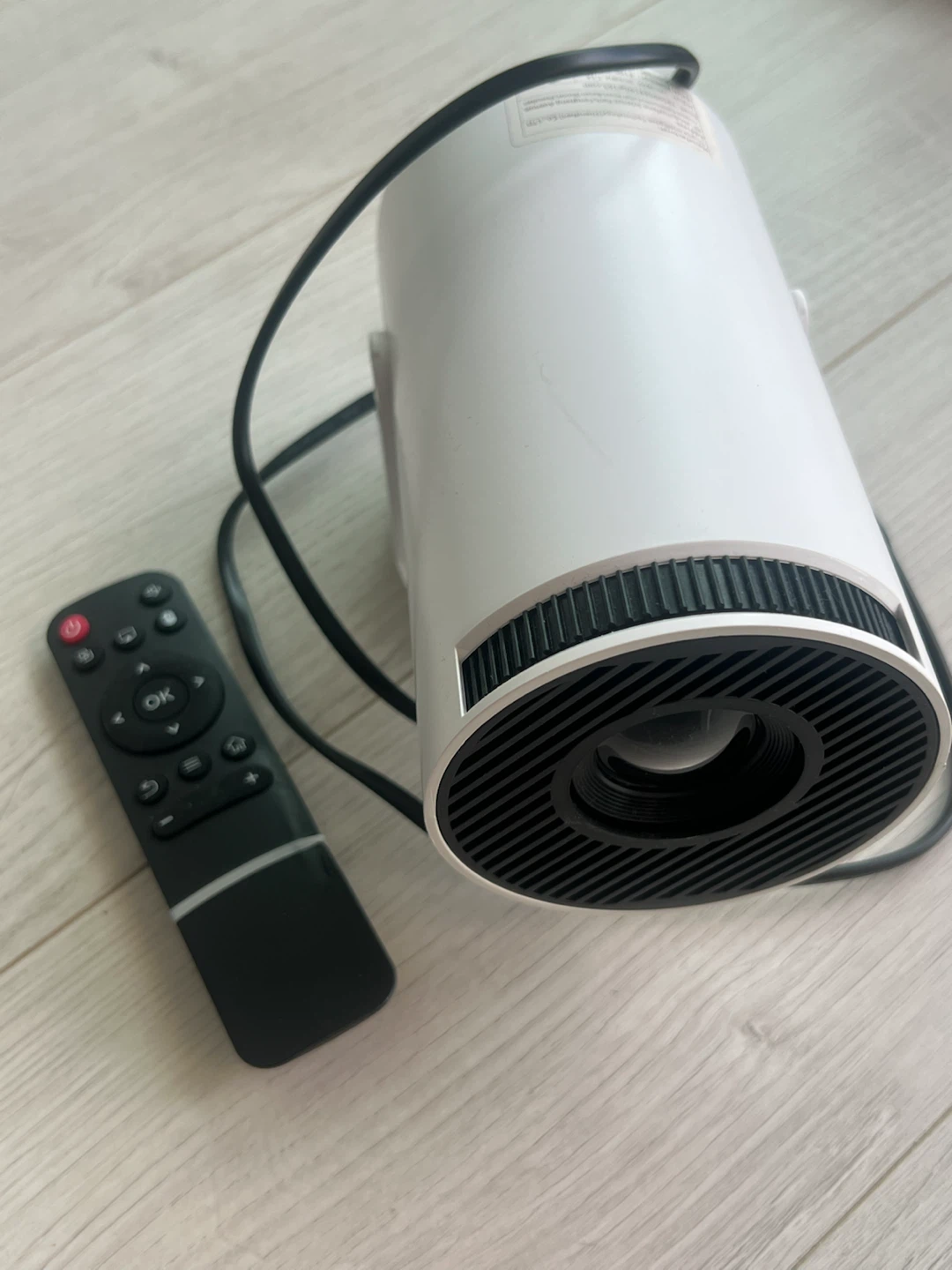 Smart Mini Projector with Remote (180° Rotation / Built-in Apps)
