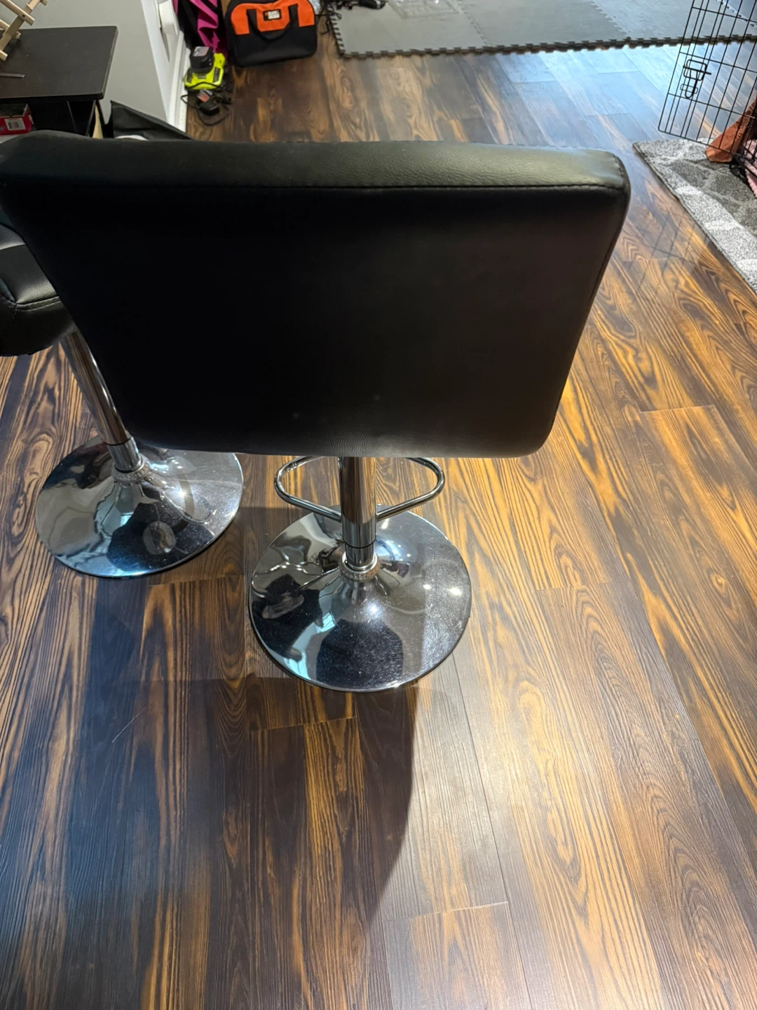 Set of 2 Adjustable Swivel Bar Stools – Black Faux Leather - photo 4