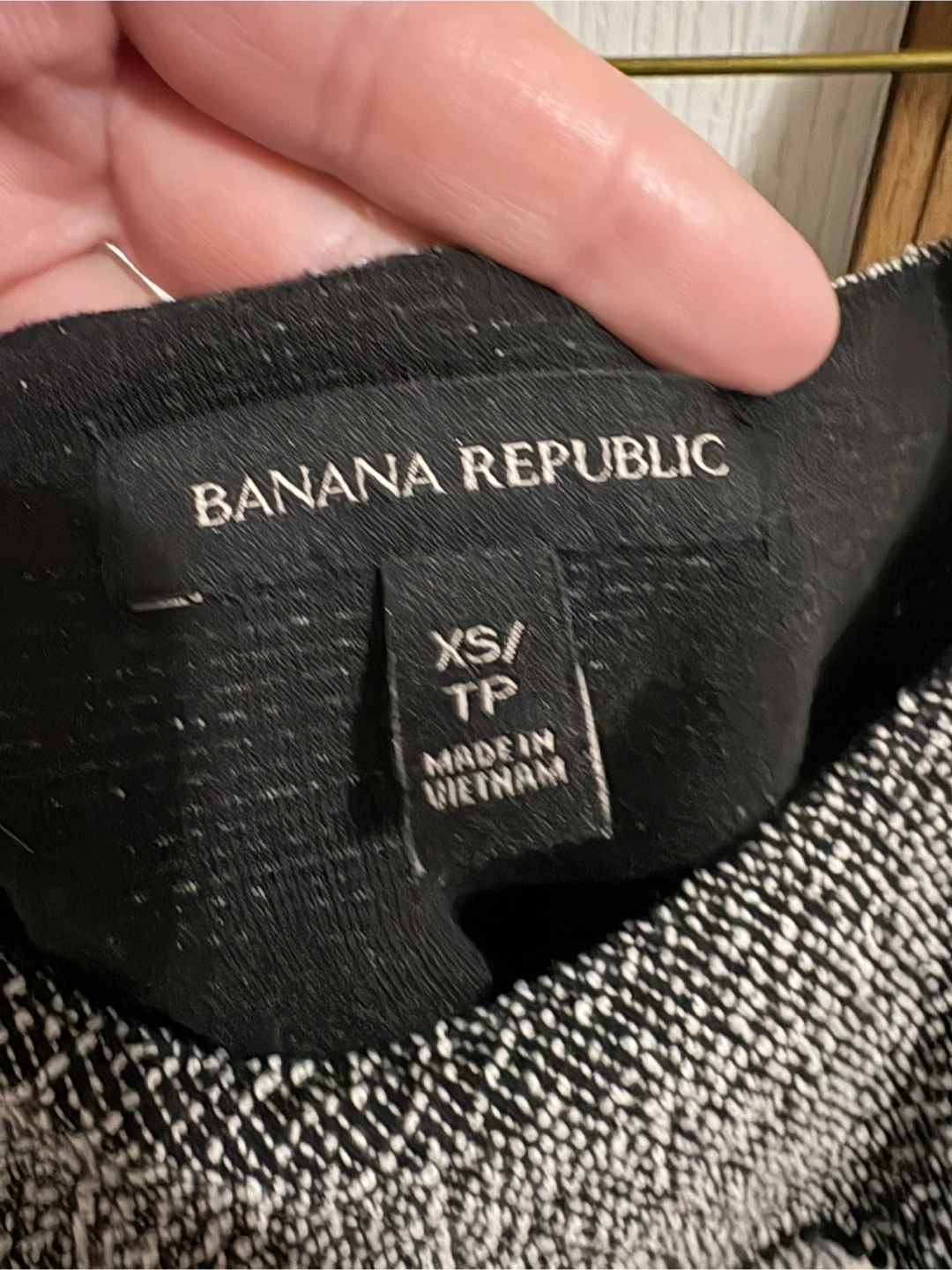 Banana Republic Cold-Shoulder Top - photo 2