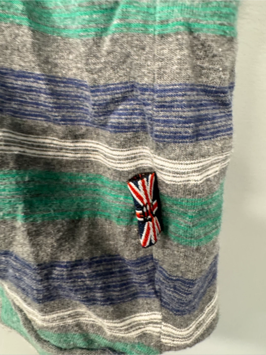 Lions Crest by English Laundry Striped V-Neck T-Shirt - photo 5