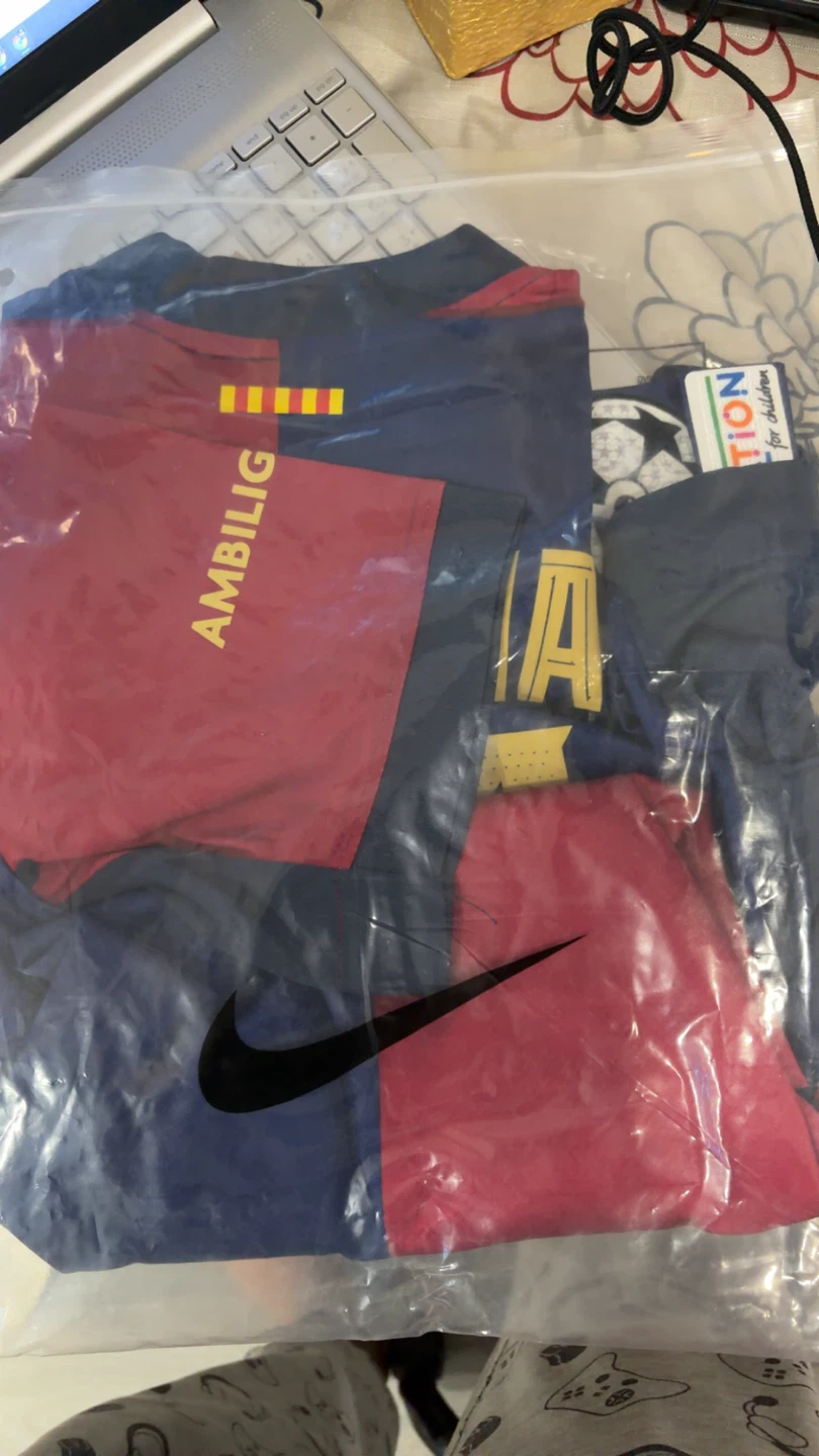 Soccer jerseys PRE ORDER! - photo 4