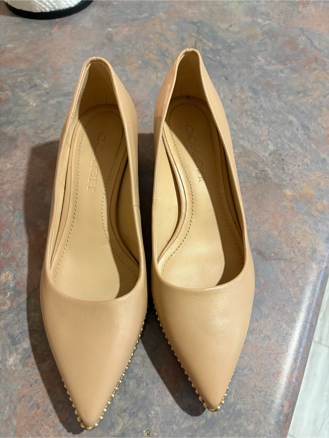 Coach Nude Pointed Toe Heels Size 5.5 - photo 5