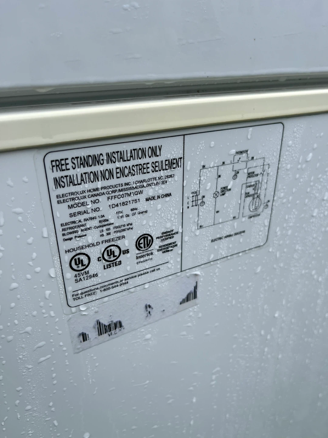 Frigidaire Chest Freezer Model FFFC07M1QW - photo 4