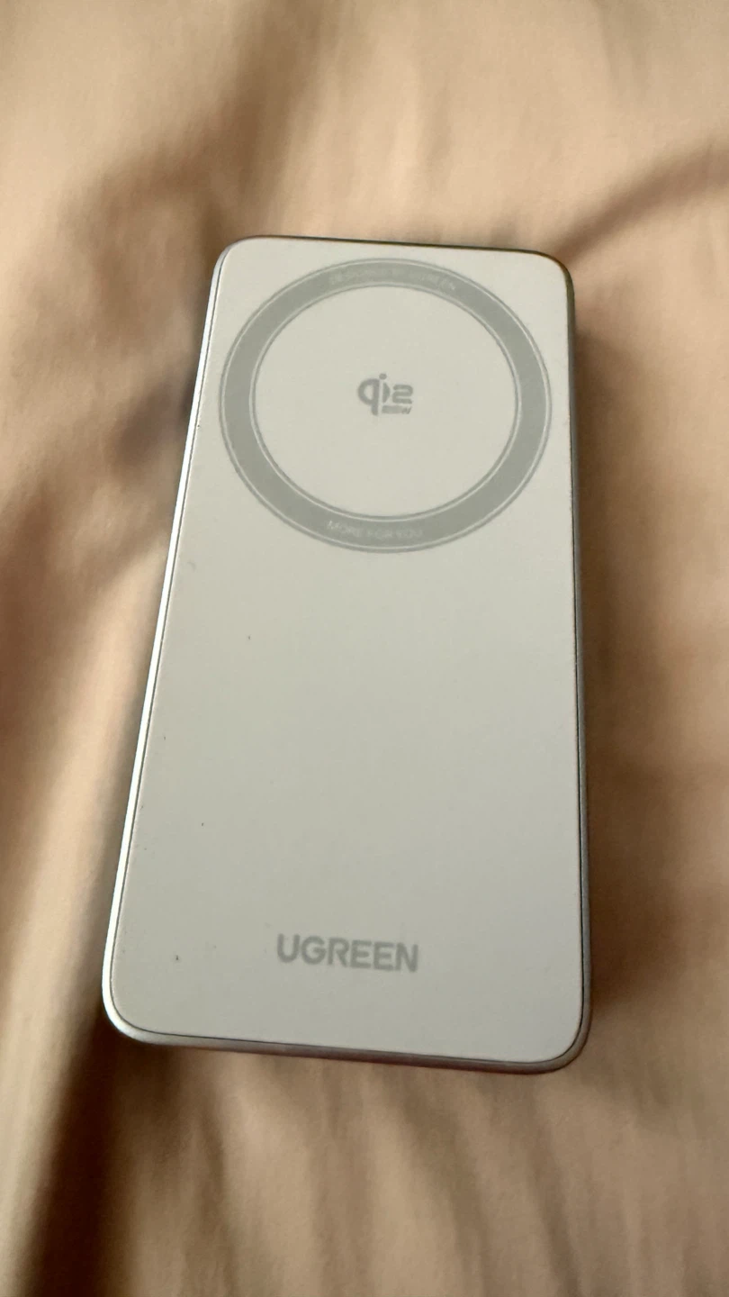 Ugreen 2-in-1 Magnetic Wireless Charger - photo 2