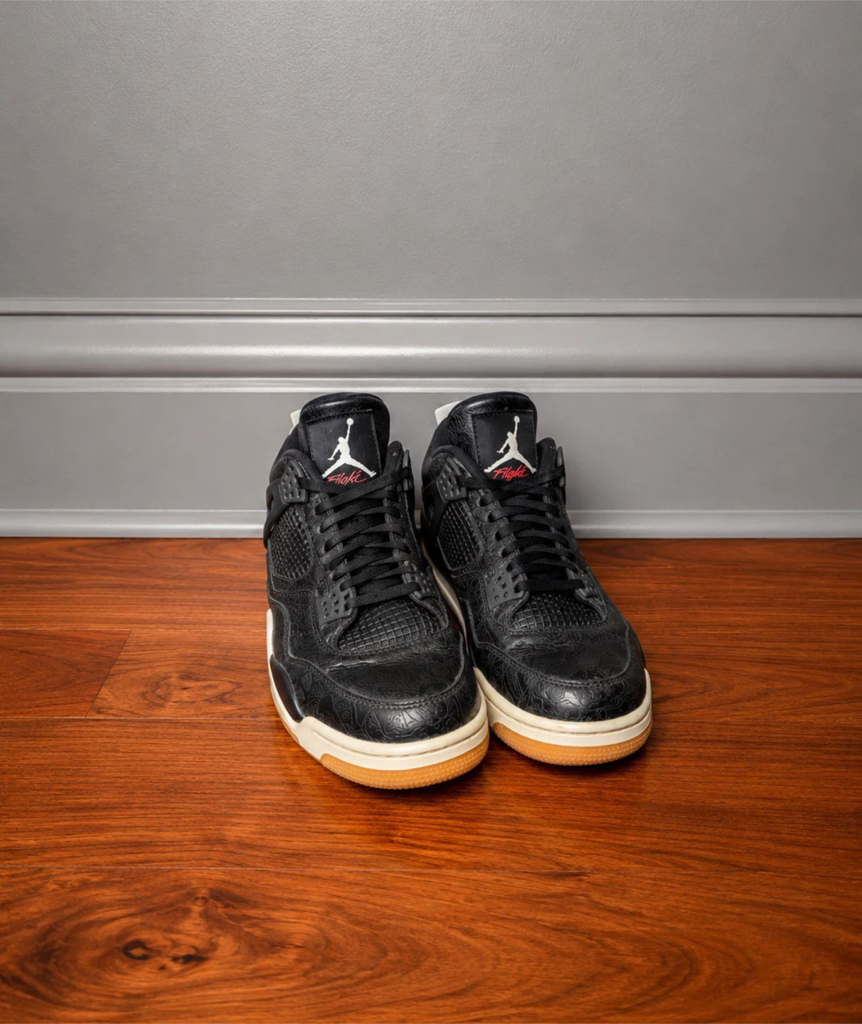 Air Jordan 4 Laser Black Size 9