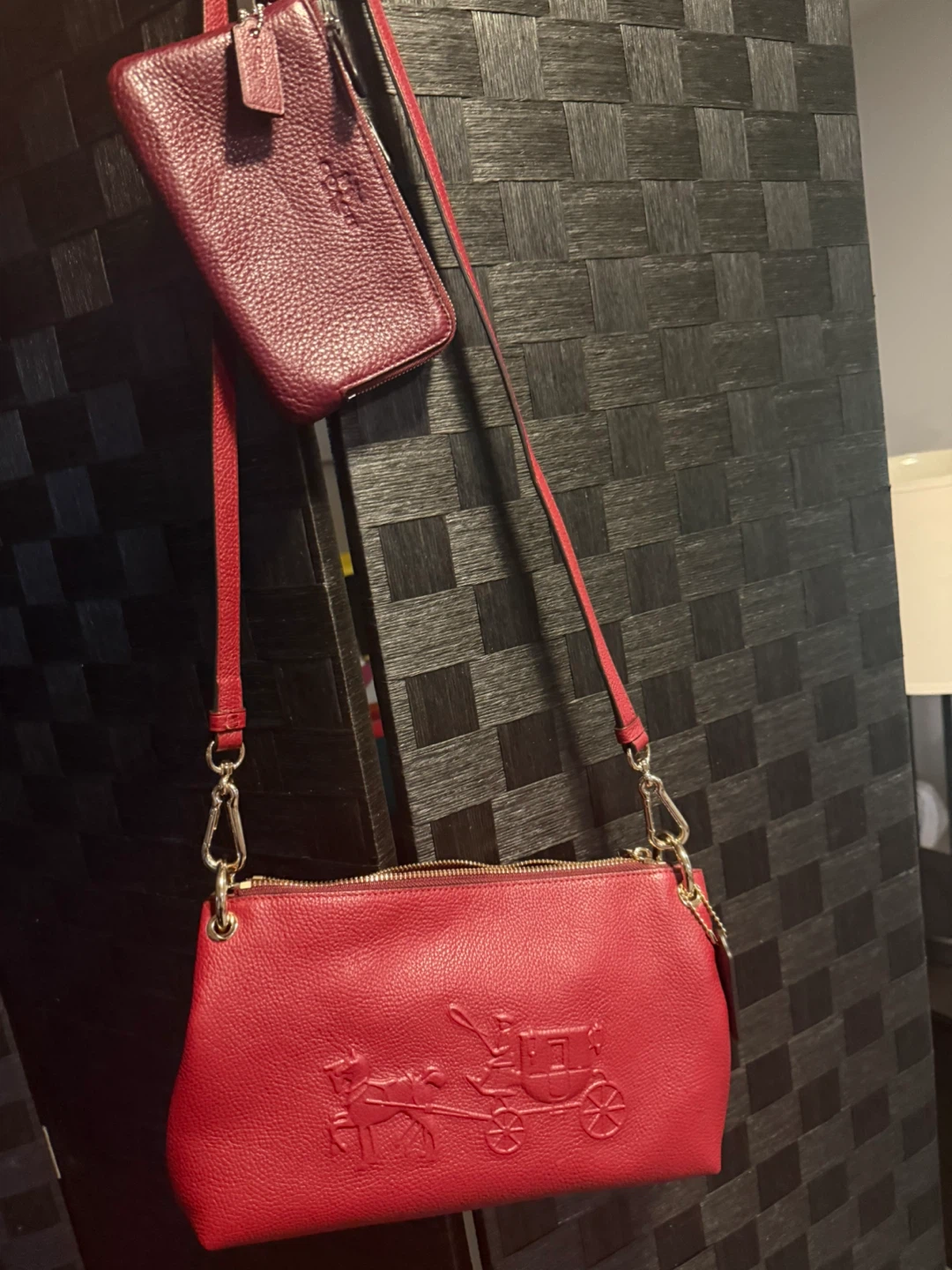 Red Coach Shoulder Bag - photo 2