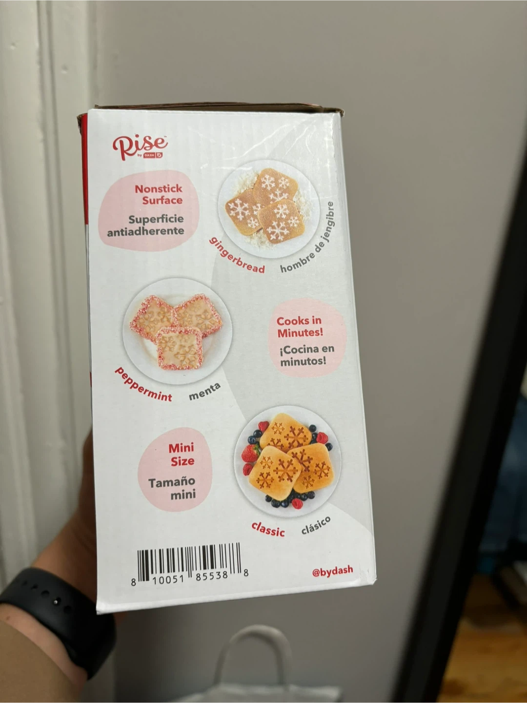 Snowflake Mini Waffle Maker - photo 3