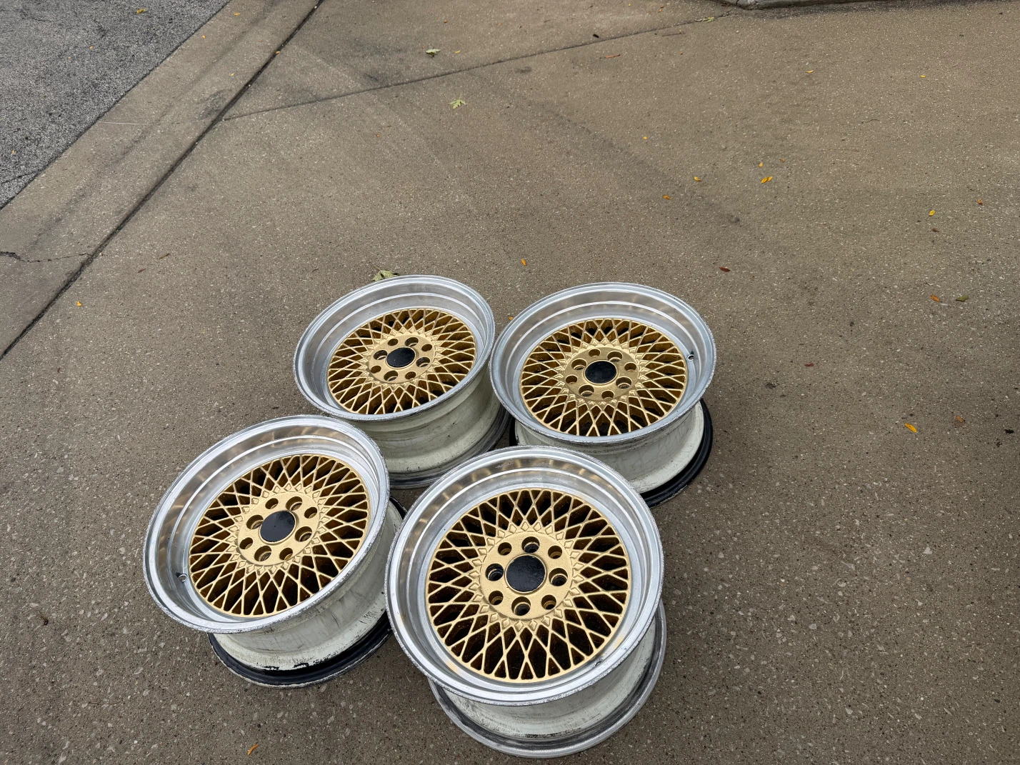 Set of 4 Gold Mesh Wheels - photo 2