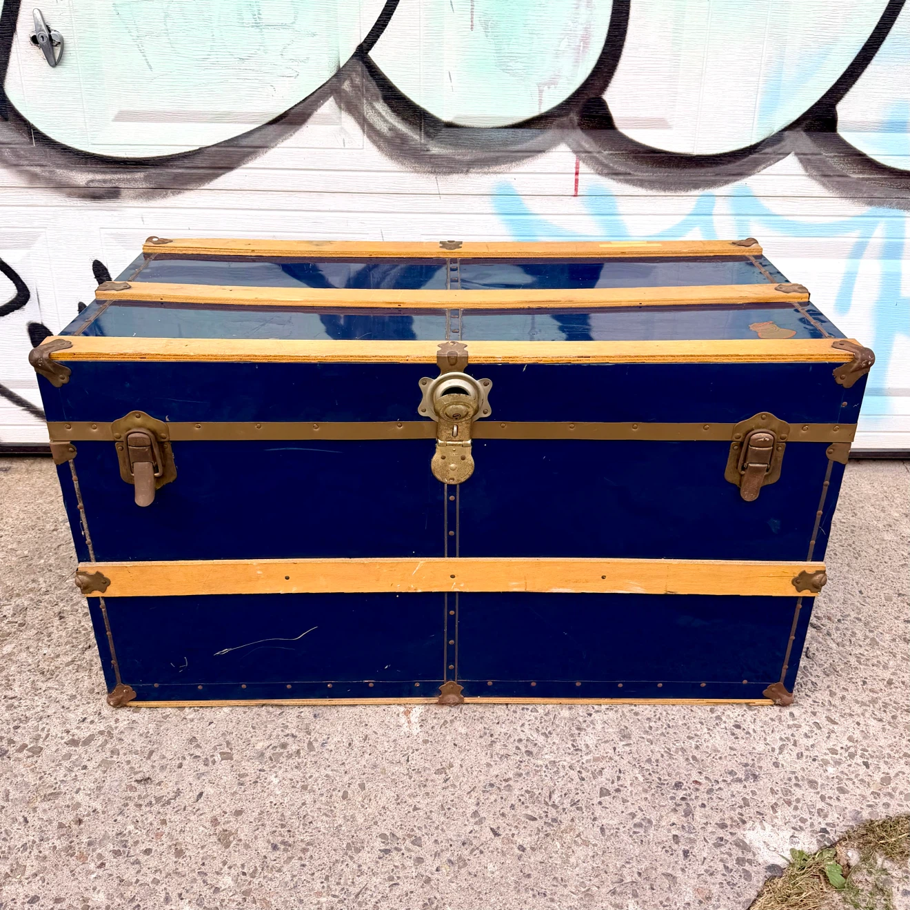 Vintage Steamer Trunk 🏈