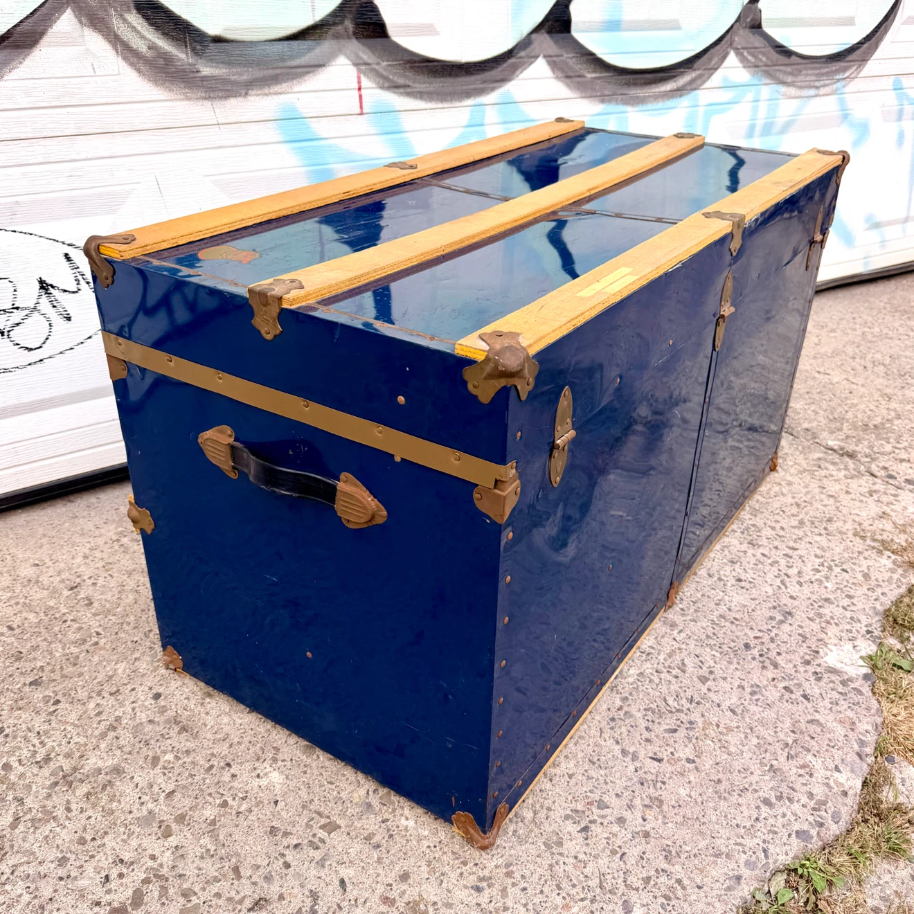 Vintage Steamer Trunk 🏈 - photo 5