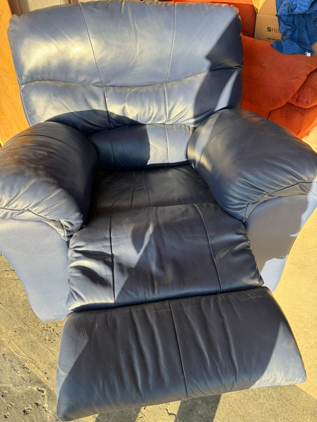 Blue Leather Sofa Set with Reclining Chair - photo 4