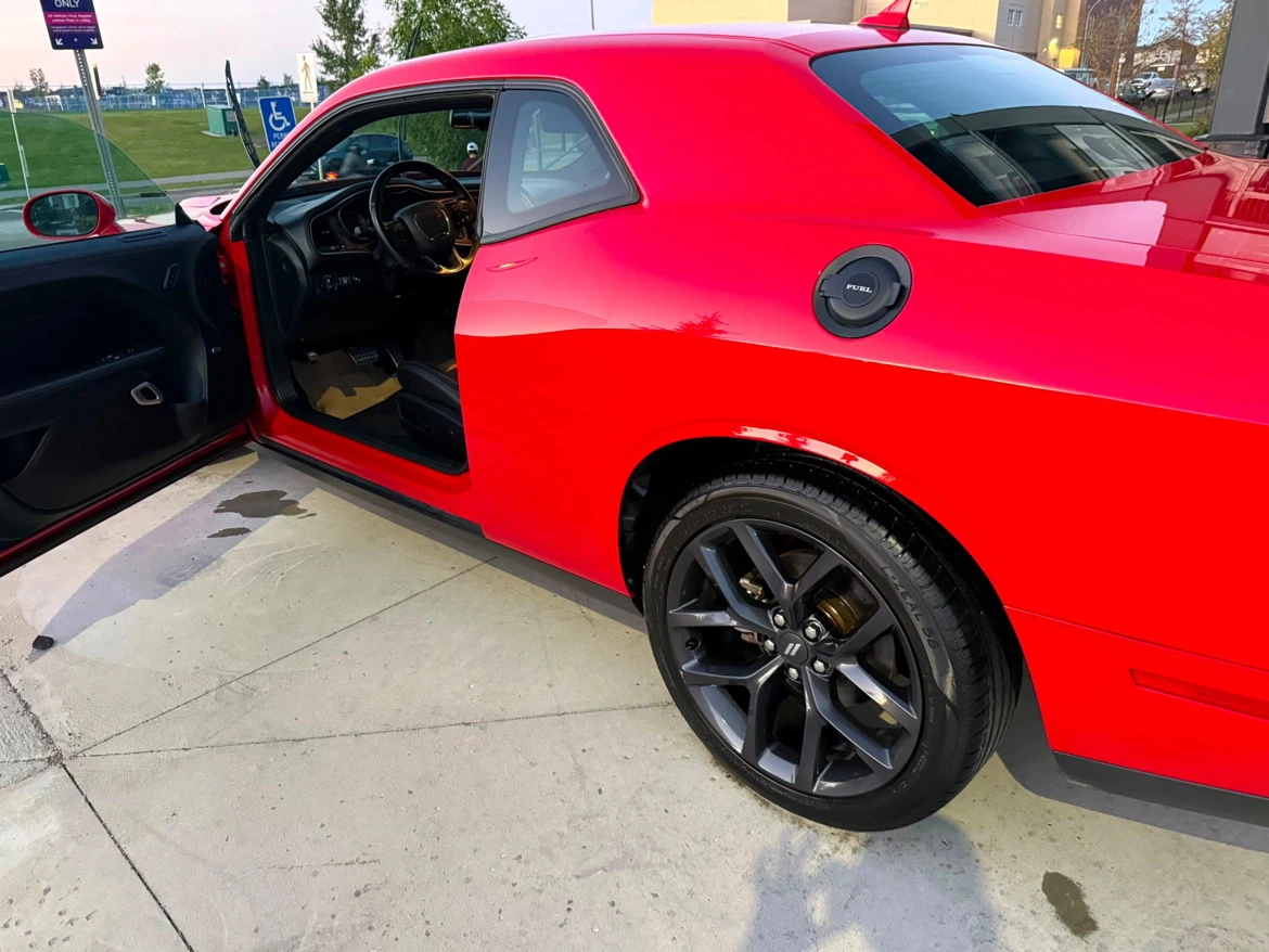 Dodge Challenger - photo 3