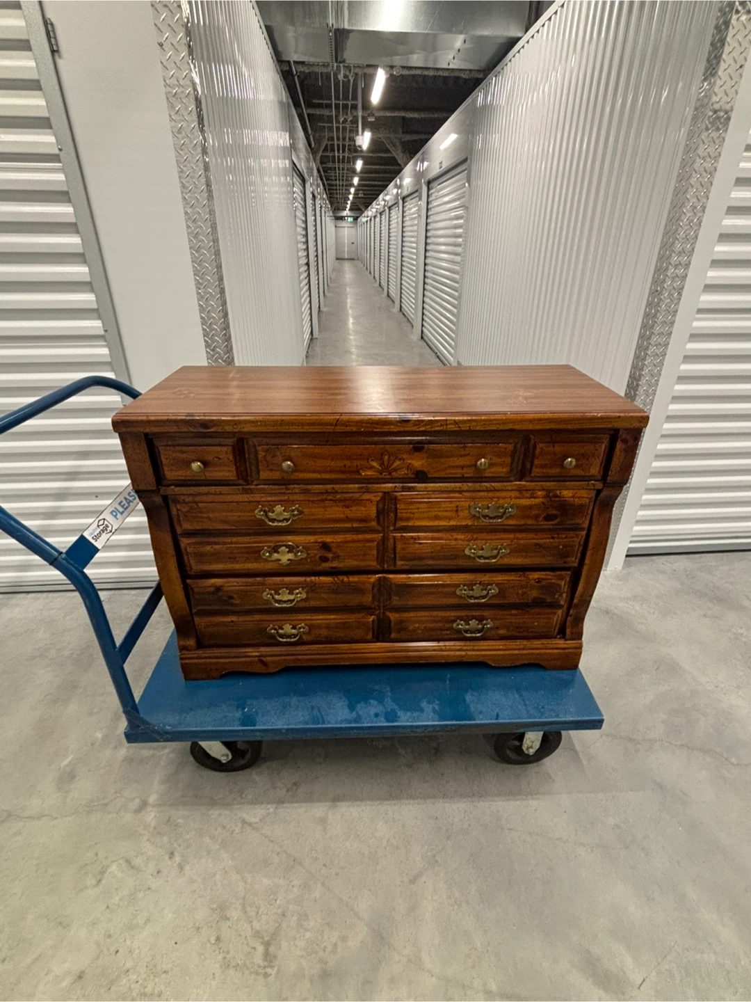 Vintage Wooden Dresser and Nightstand Set - photo 5