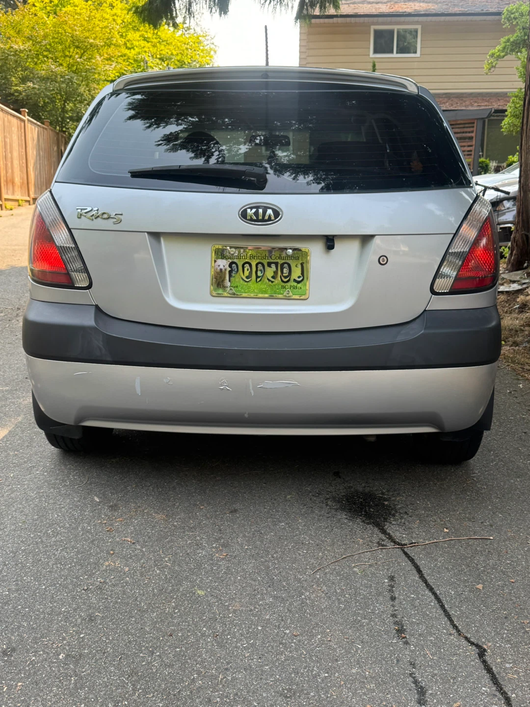 Silver Kia Rio5 Hatchback - photo 4