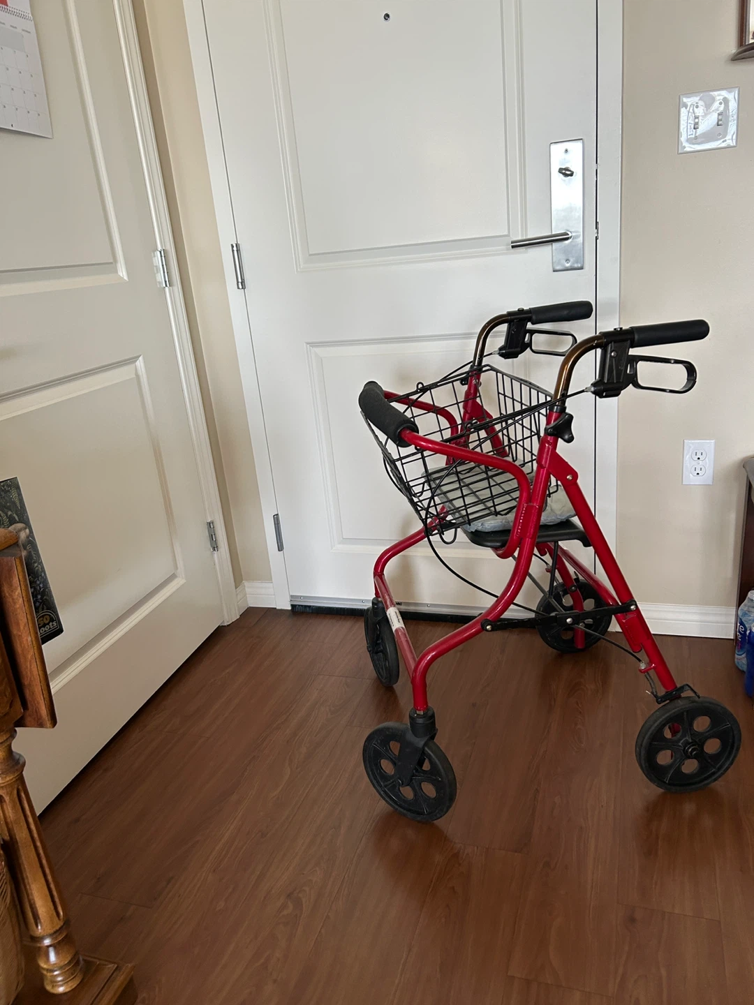 Four wheel walker - photo 2