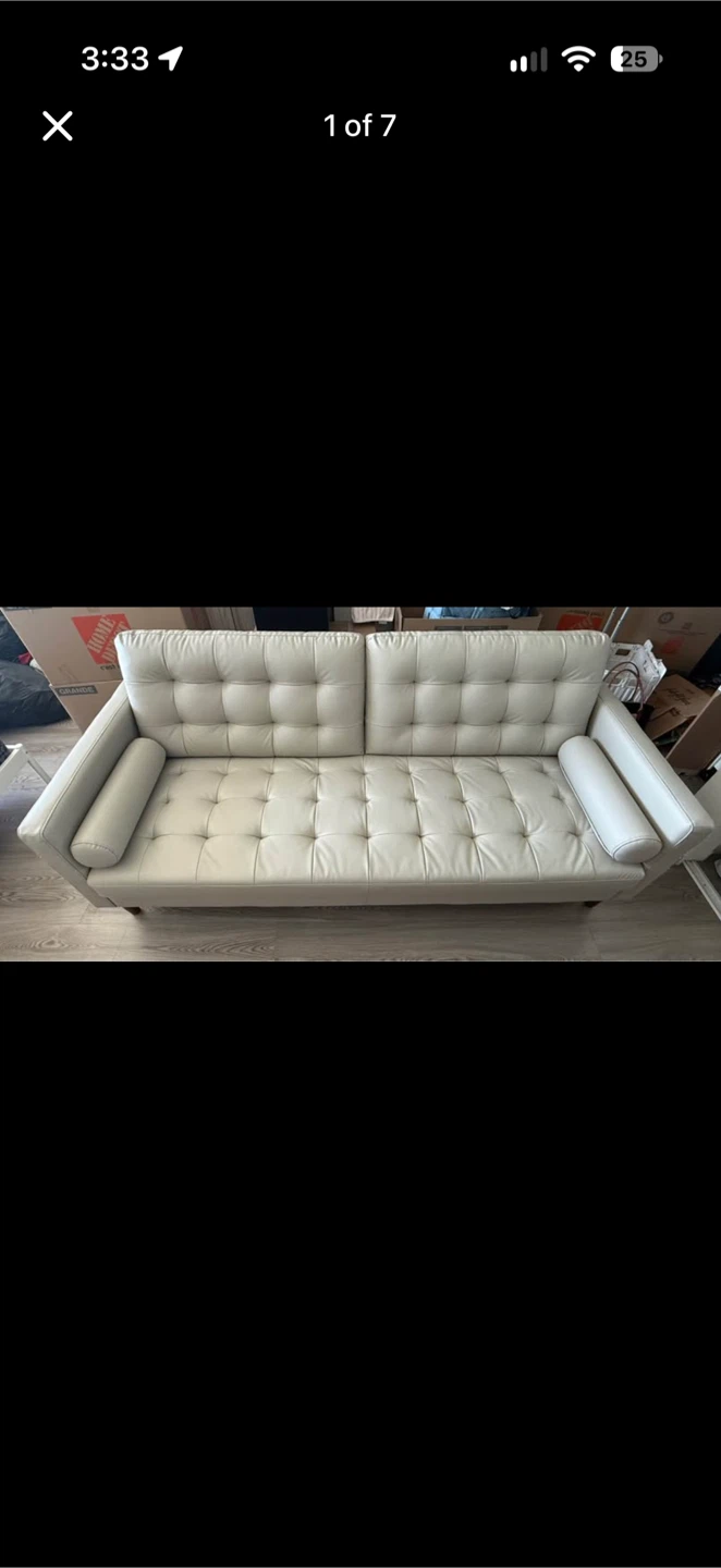 Structube Reve Couch