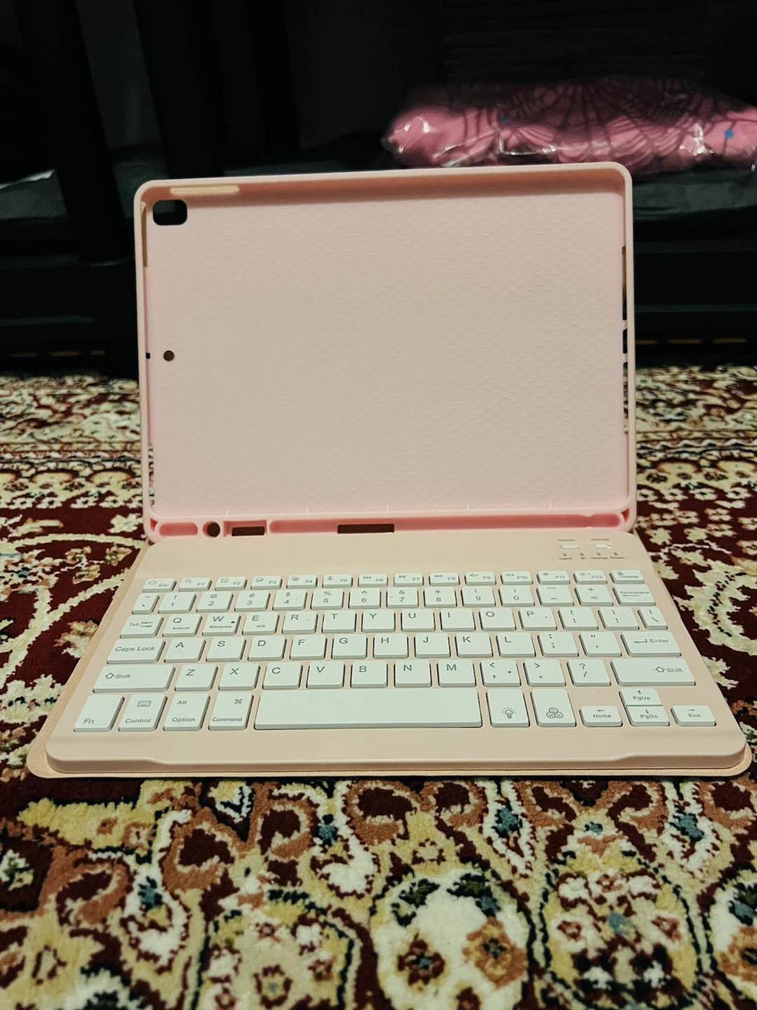 Wireless Keyboard Case for Tablet - photo 2