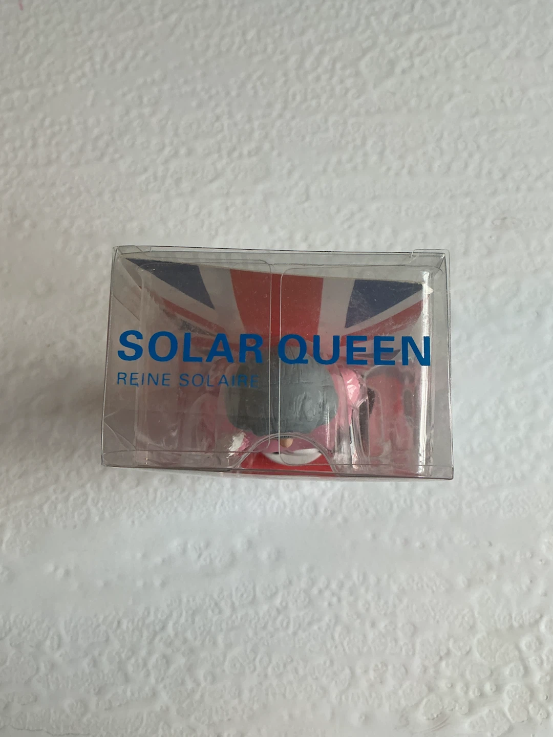 Kikkerland Solar Queen Figurine - photo 2