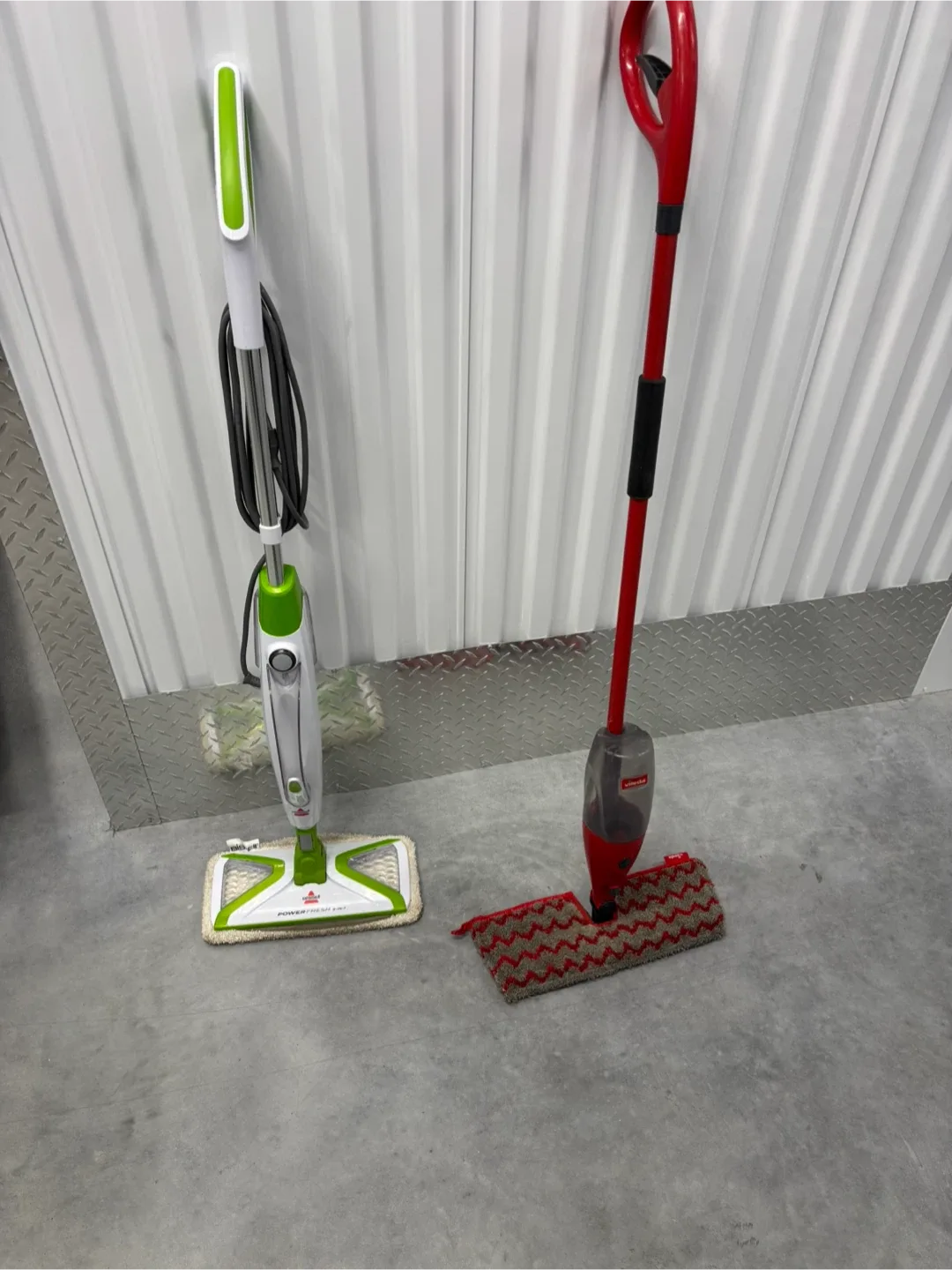 Bissell PowerFresh 2-in-1 and Vileda Spray Mop