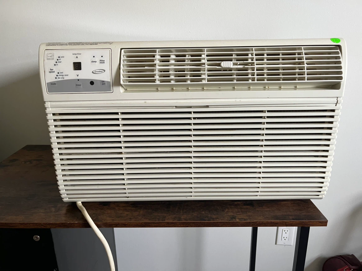 Crosley 12,000 BTU Window Air Conditioner - photo 2